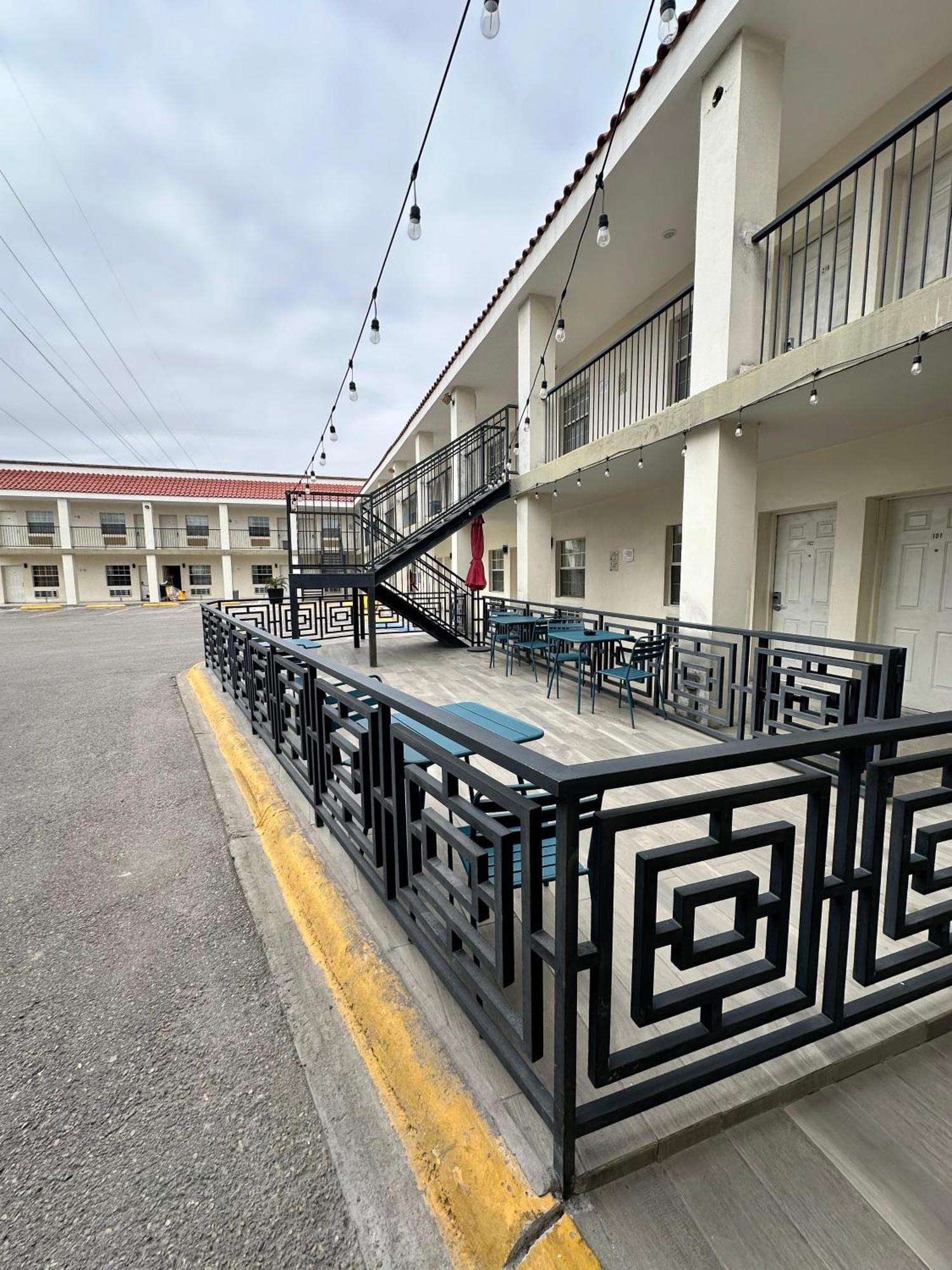 Hotel Quinta San Carlos Inn Manuel Valdez Exterior foto
